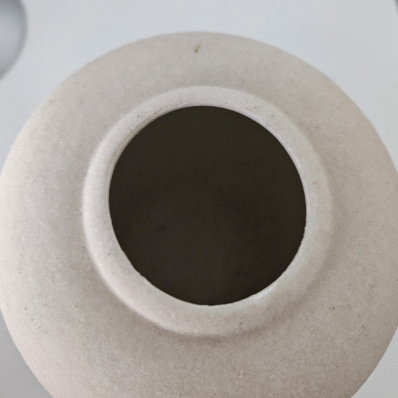 Native American Sand Painting Vase - Picture 6 of 12